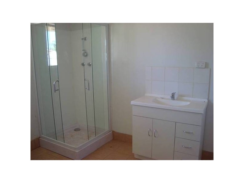 75 Dwyer Street, Boulder WA 6432