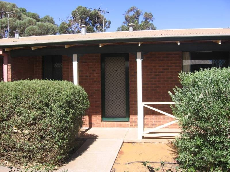 7/11 Piesse Street, Boulder WA 6432