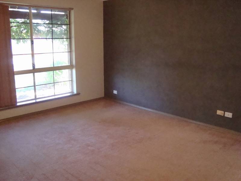 8 Brackleman Drive, Boulder WA 6432