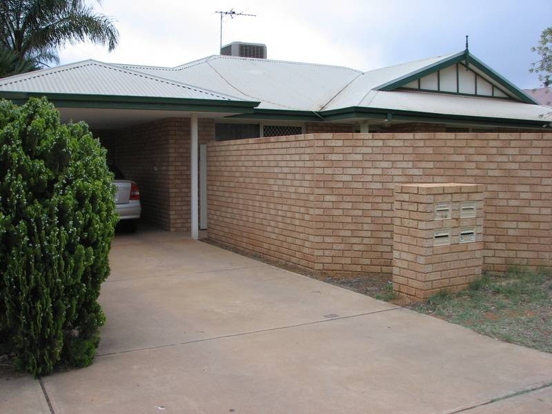 8A Rhodes Street, Kalgoorlie WA 6430