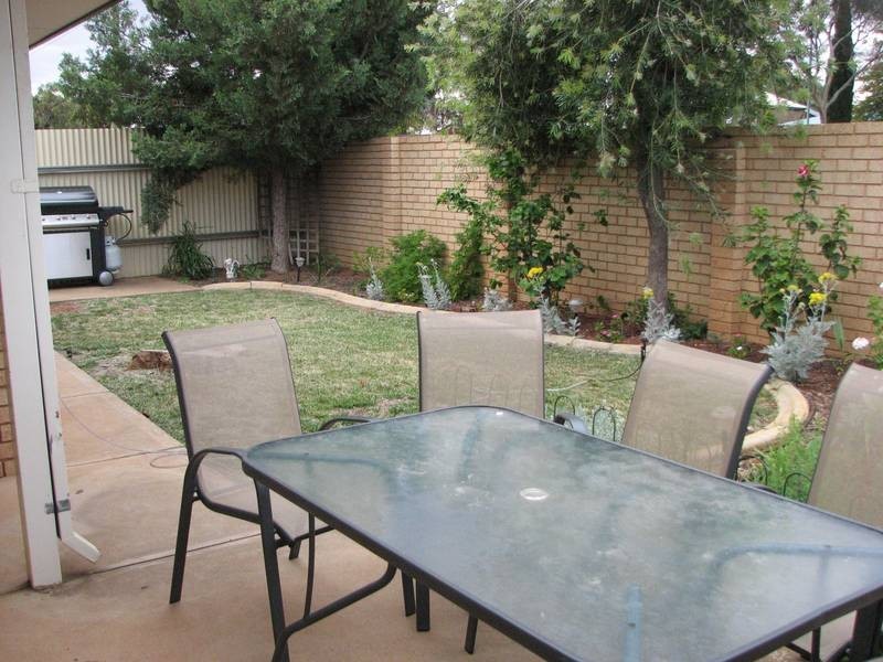 8A Rhodes Street, Kalgoorlie WA 6430