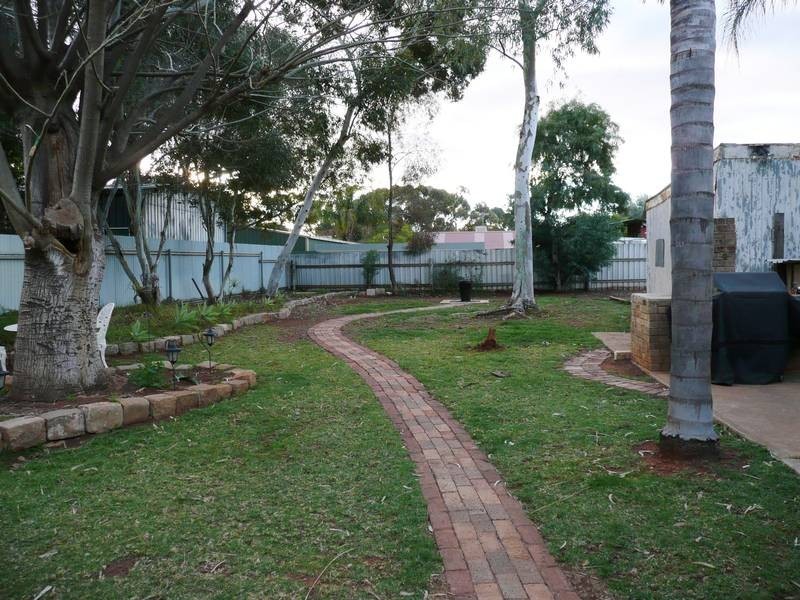 16 Campbell Street, Kalgoorlie WA 6430