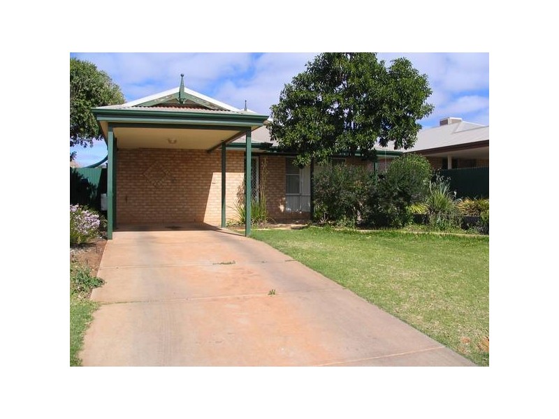 18 Osmetti Drive, Kalgoorlie WA 6430