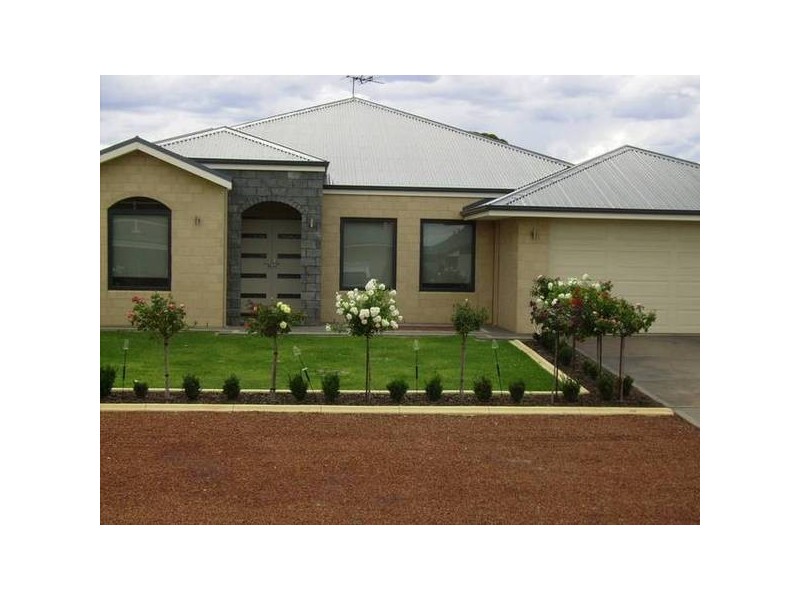 6 Berry Close, Kalgoorlie WA 6430