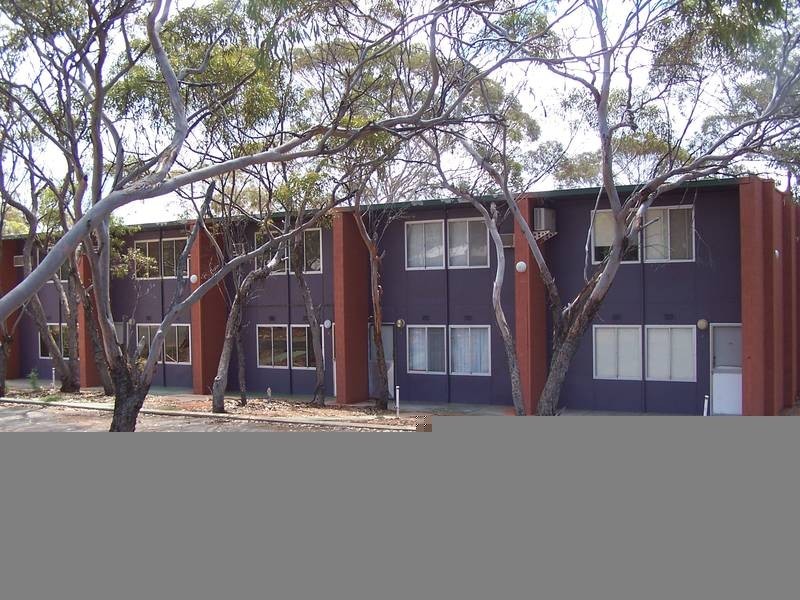 4/5 Doolette Street, Kambalda East WA 6442