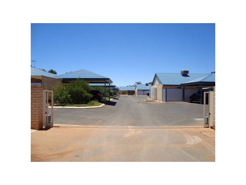 4/3 Great Eastern Highway, Kalgoorlie WA 6430