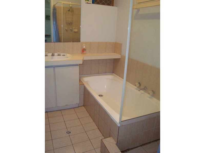 2/36 Balfour Street, Kalgoorlie WA 6430