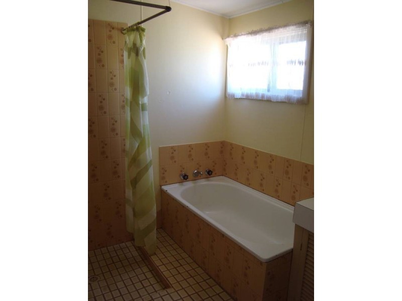 6 Millen Street, Boulder WA 6432