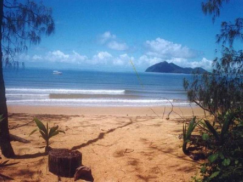 Mission Beach QLD 4852