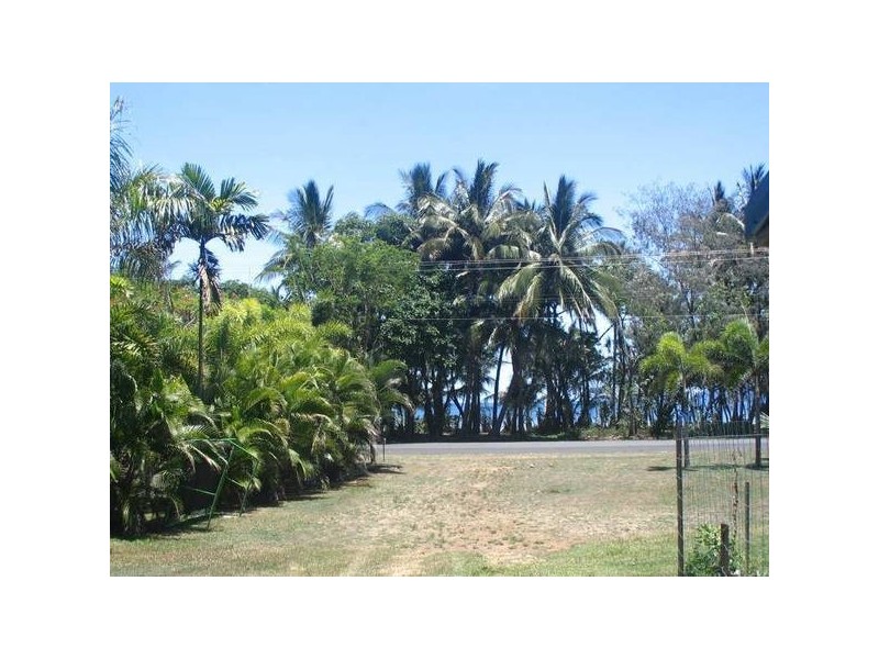 Mission Beach QLD 4852
