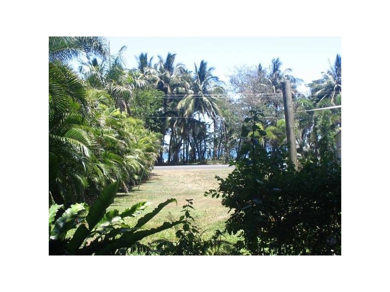 Mission Beach QLD 4852