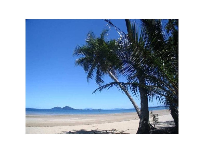 Mission Beach QLD 4852