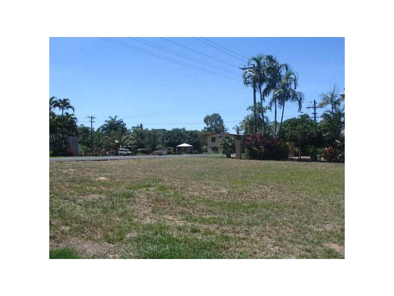 Mission Beach QLD 4852