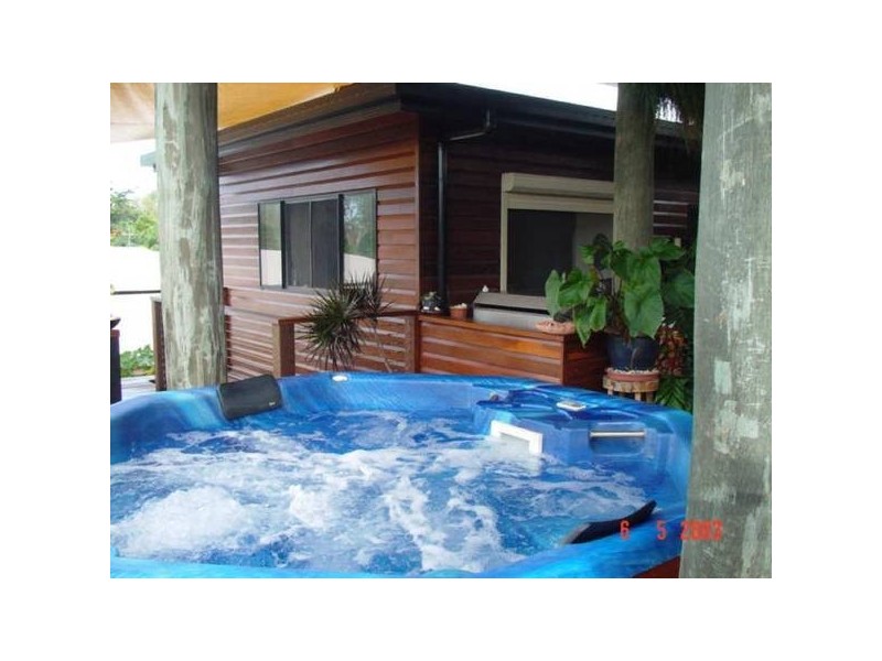 Mission Beach QLD 4852