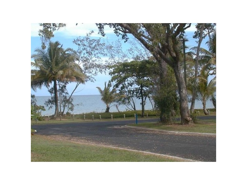 Mission Beach QLD 4852