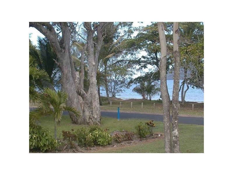 Mission Beach QLD 4852