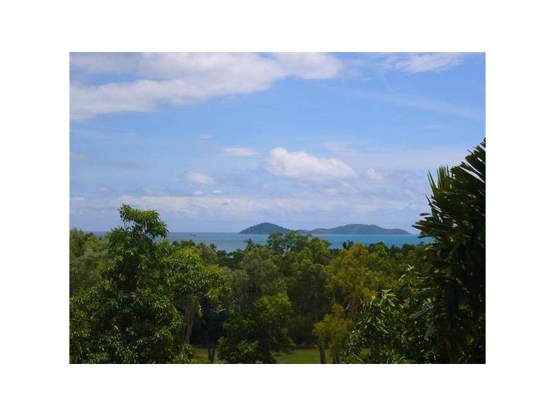 Mission Beach QLD 4852