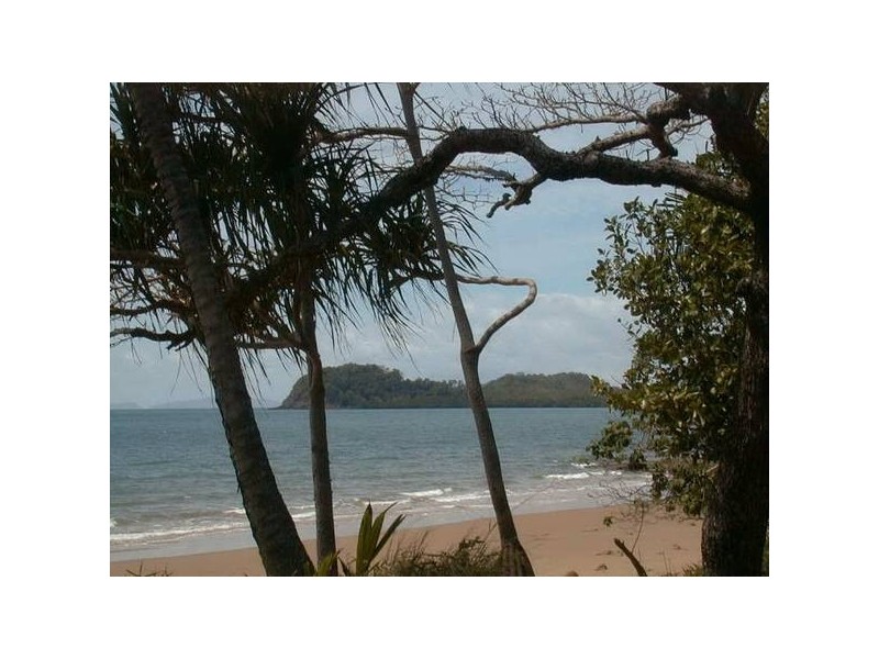 Mission Beach QLD 4852