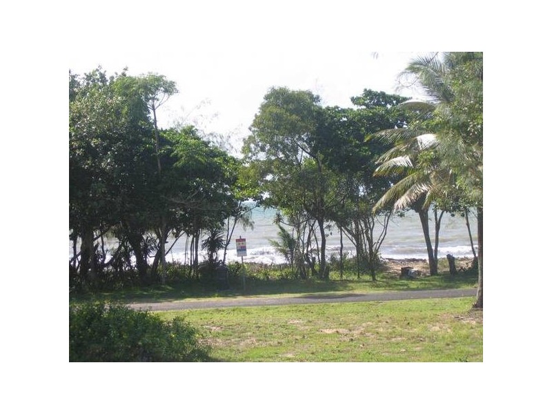 Mission Beach QLD 4852