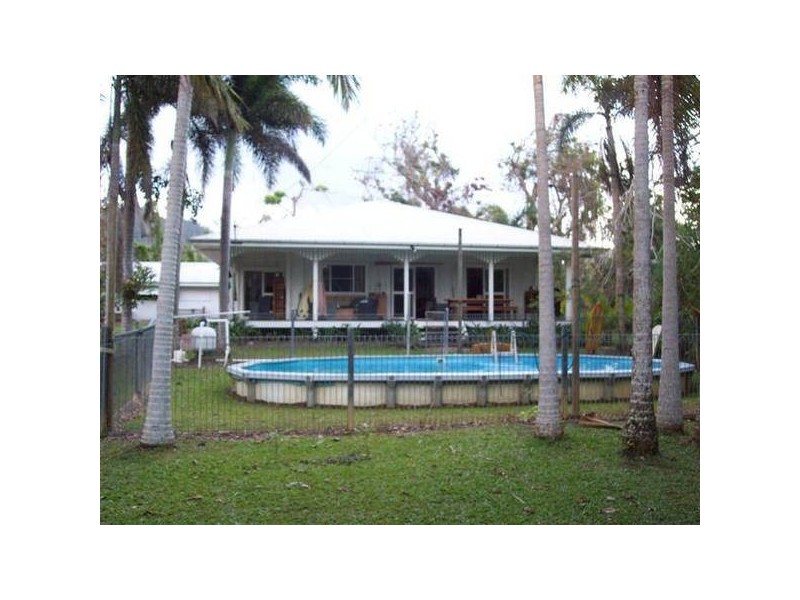 Mission Beach QLD 4852