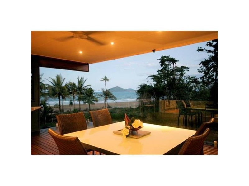 Mission Beach QLD 4852