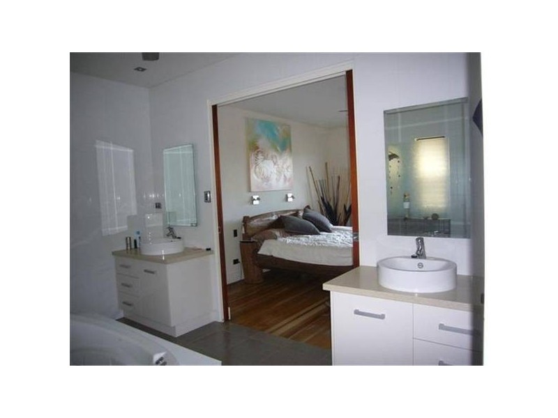 Mission Beach QLD 4852