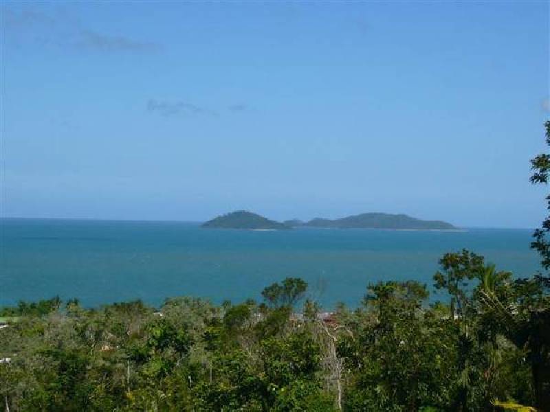 Mission Beach QLD 4852