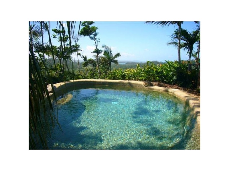 Mission Beach QLD 4852