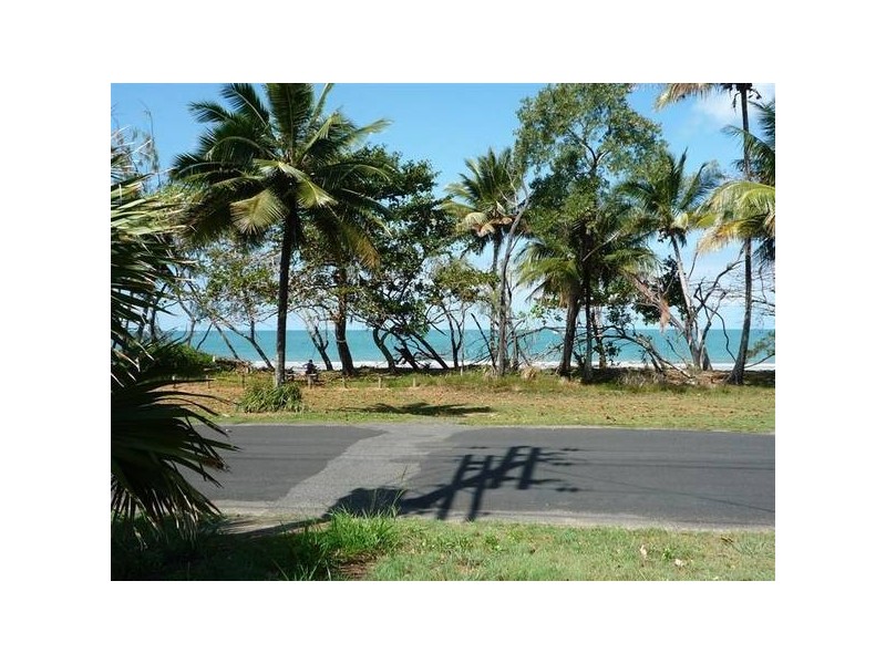 Mission Beach QLD 4852