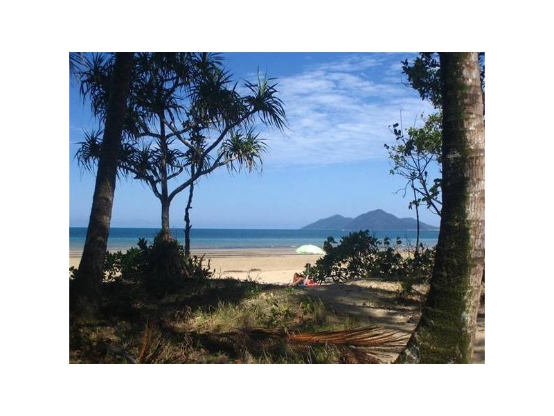 Mission Beach QLD 4852