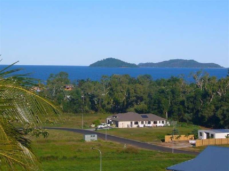Mission Beach QLD 4852