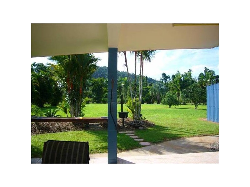 Mission Beach QLD 4852