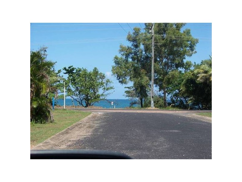 Mission Beach QLD 4852