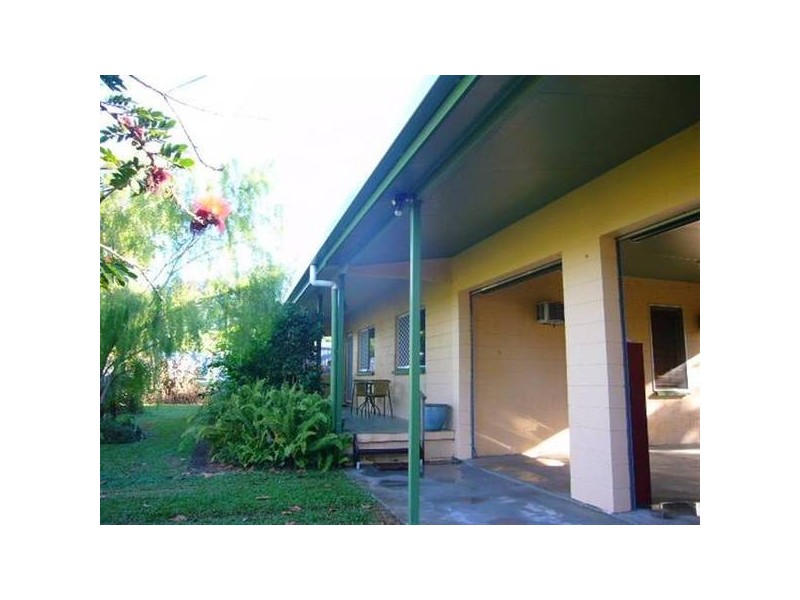 Mission Beach QLD 4852