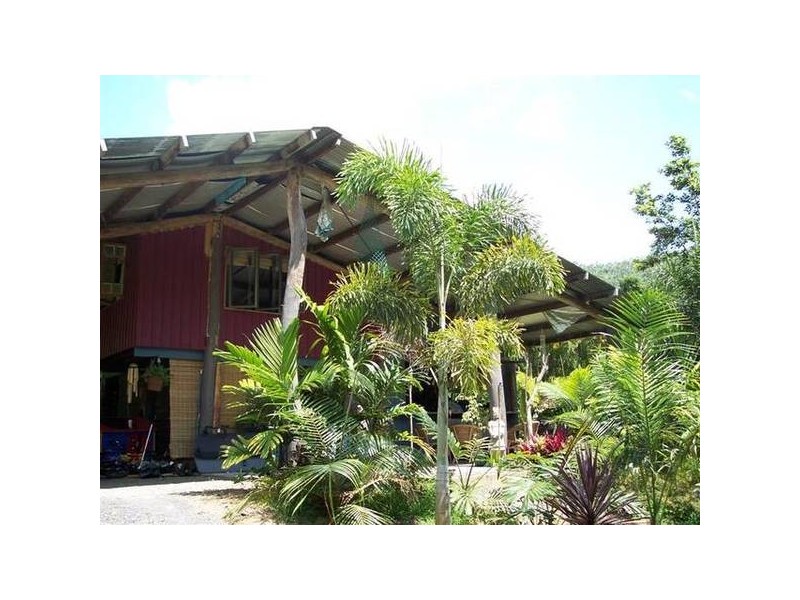 Mission Beach QLD 4852