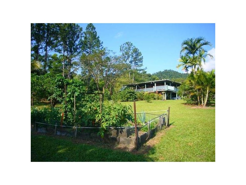 Mission Beach QLD 4852