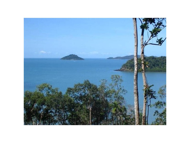 Mission Beach QLD 4852