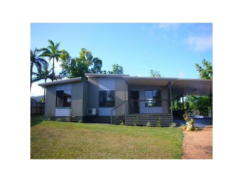 Mission Beach QLD 4852
