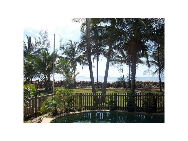 Mission Beach QLD 4852