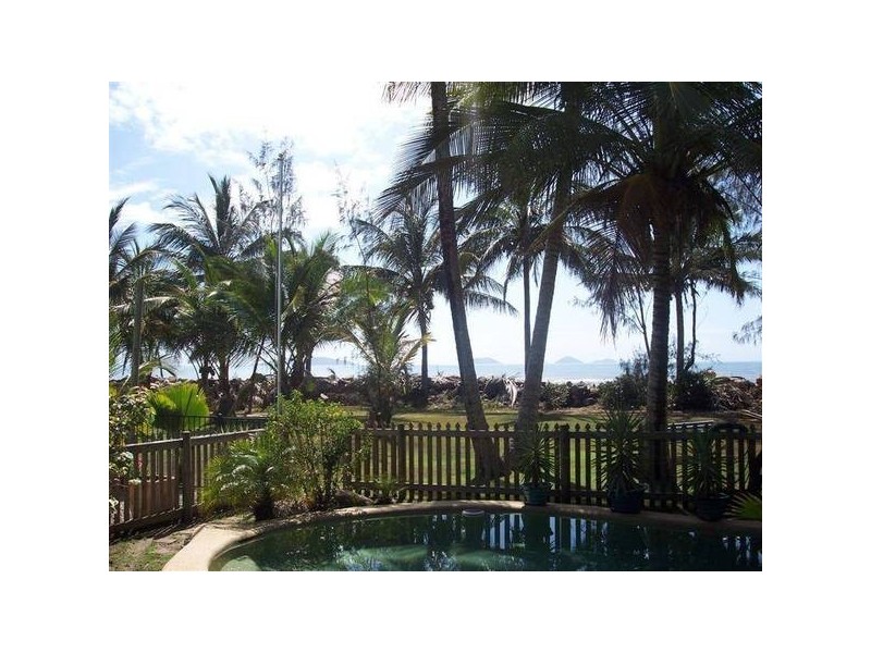 Mission Beach QLD 4852
