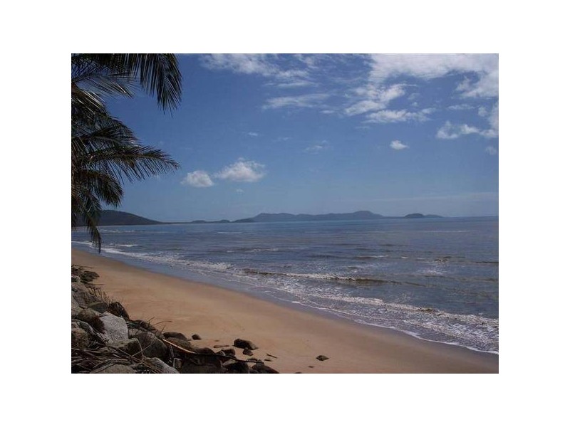 Mission Beach QLD 4852