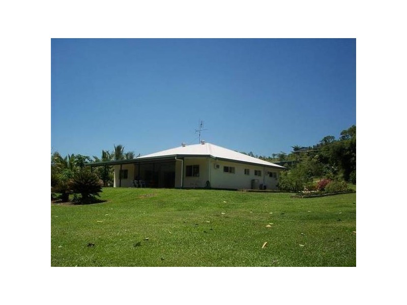 Mission Beach QLD 4852