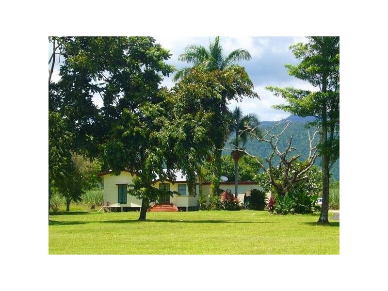 Mission Beach QLD 4852