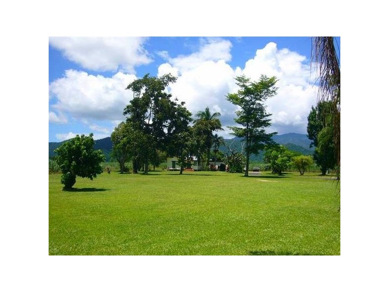 Mission Beach QLD 4852