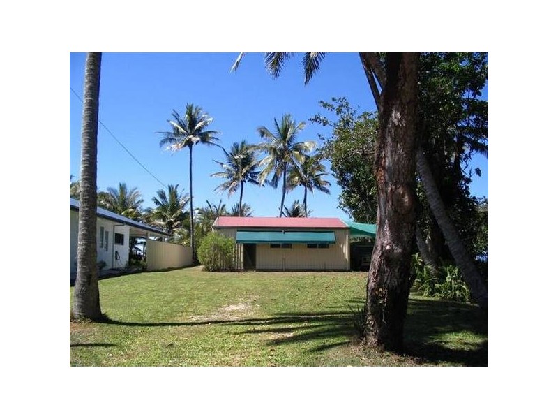 Mission Beach QLD 4852