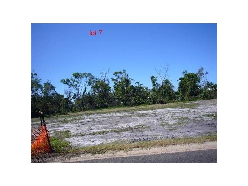 Mission Beach QLD 4852