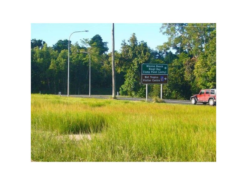 Mission Beach QLD 4852