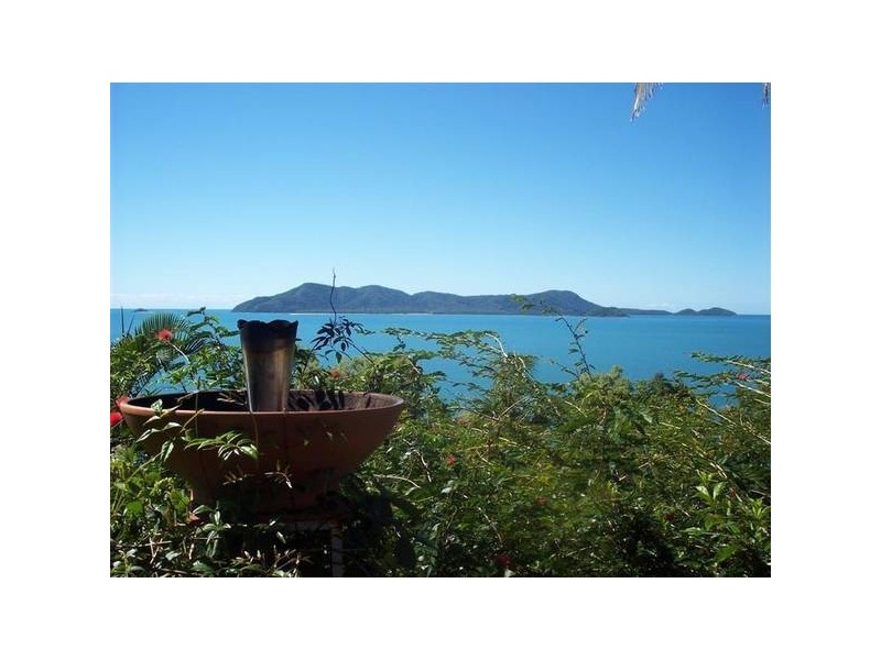 Mission Beach QLD 4852