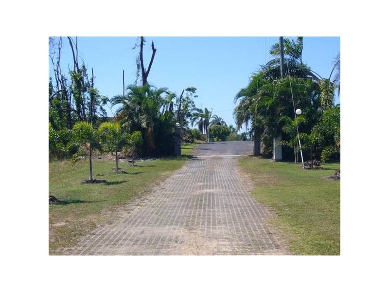 Mission Beach QLD 4852
