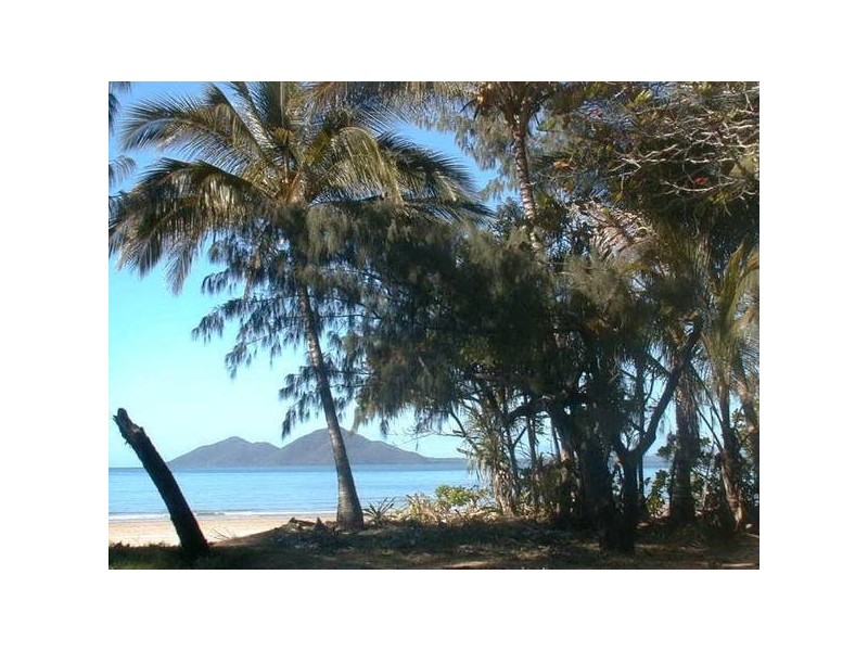 64 Porter Promenade, Mission Beach QLD 4852